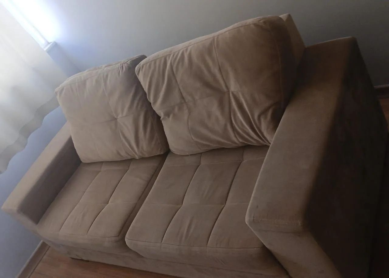 Sofá 2 lugares 