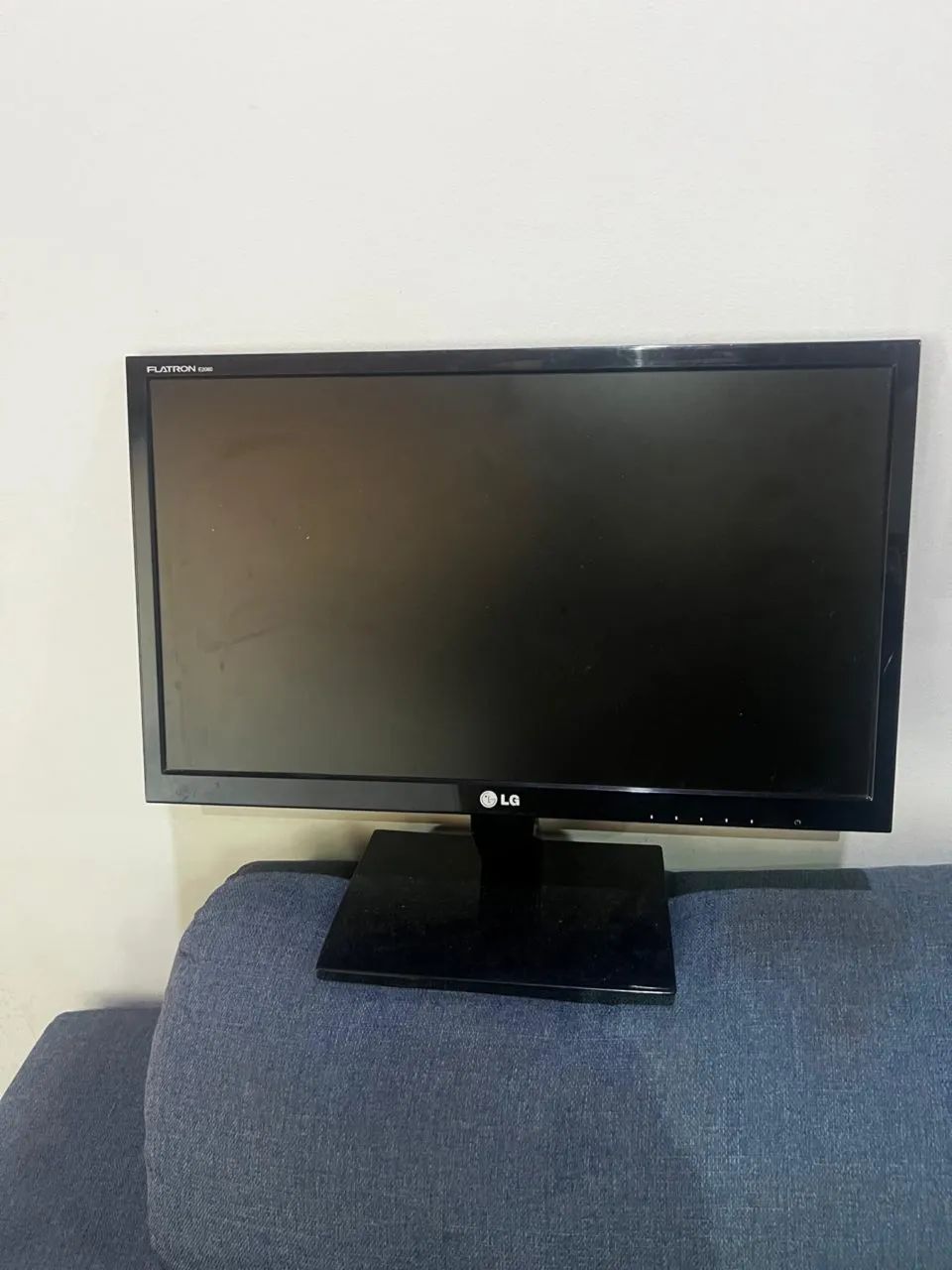 Monitor LG 20 Polegadas - LCD - Foto 2