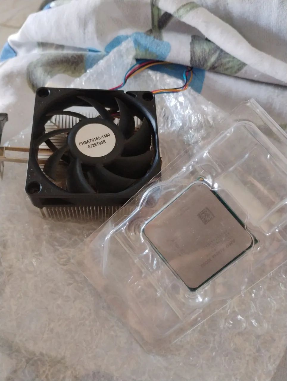 Athlon 3000g+Cooler original de fabrica, Sem caixa - Processadores