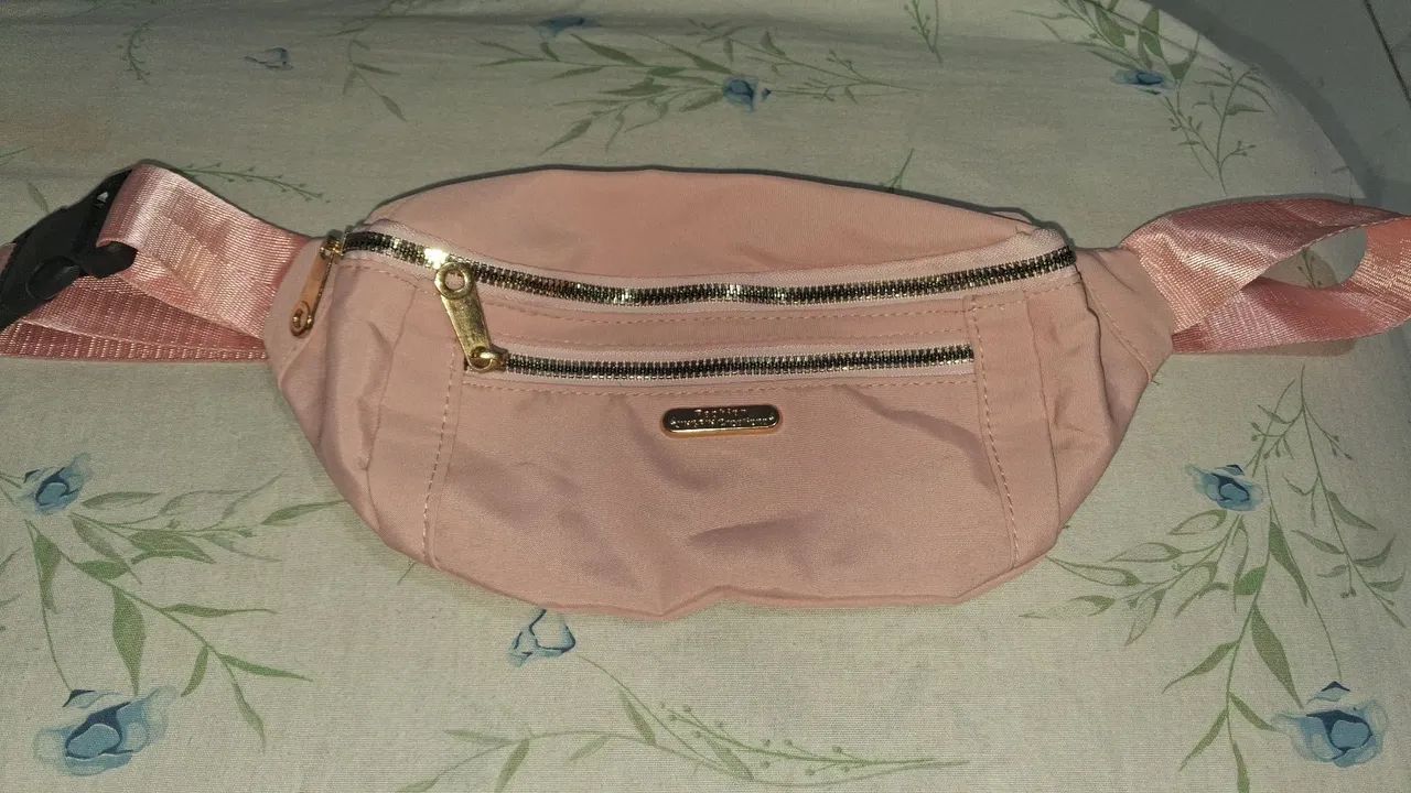 Pochete 