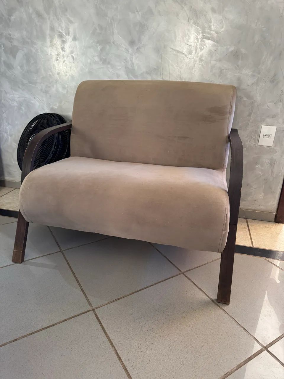 Sofá 2 lugares / poltrona / casa / salão / decoração 
