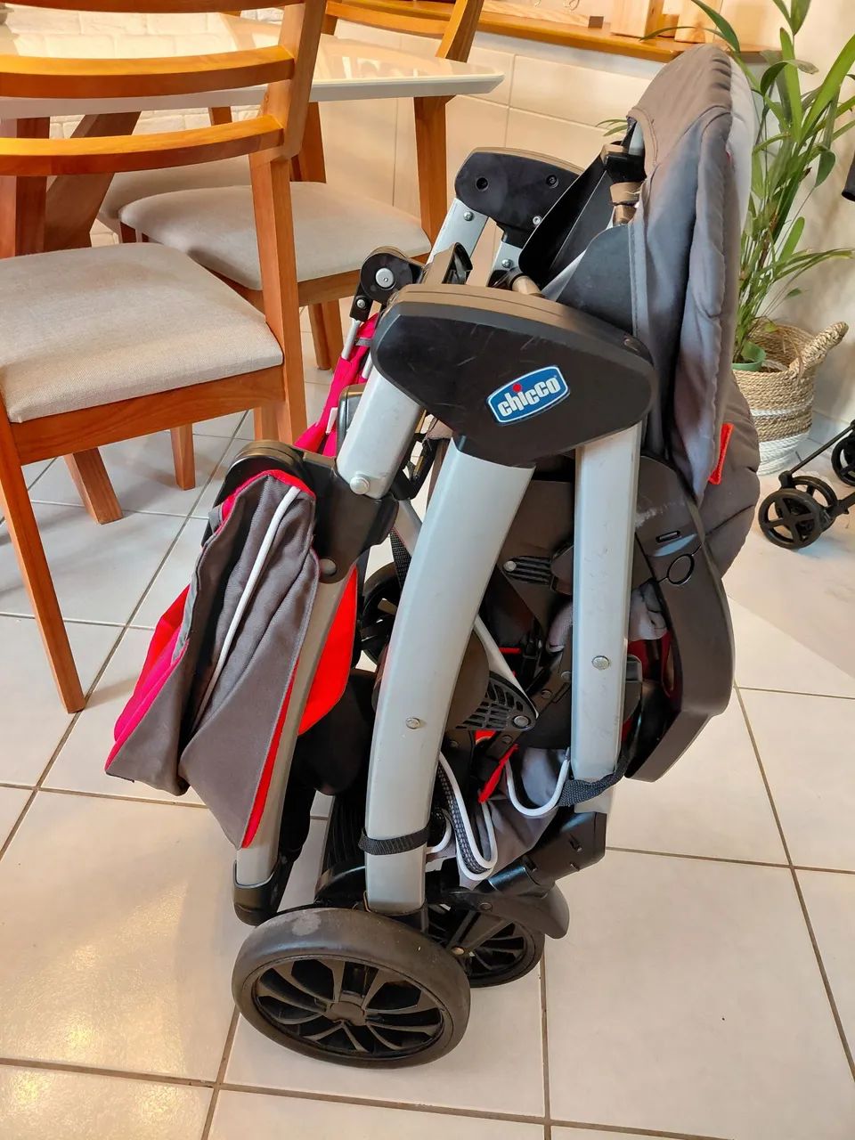 Carrinho Chicco Stroll in 2 (Ideal para irmãos) - Foto 4