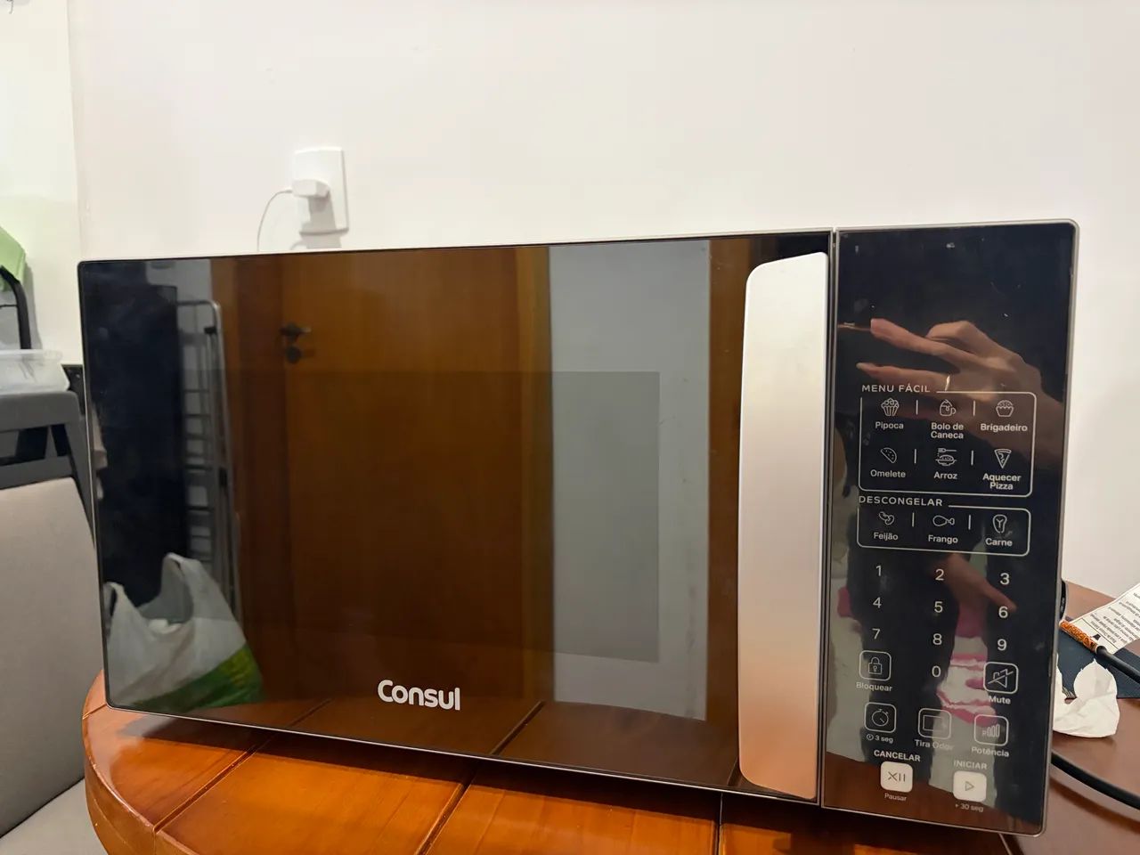 Micro-ondas Consul 32L 220V - Seminovo - Foto 4