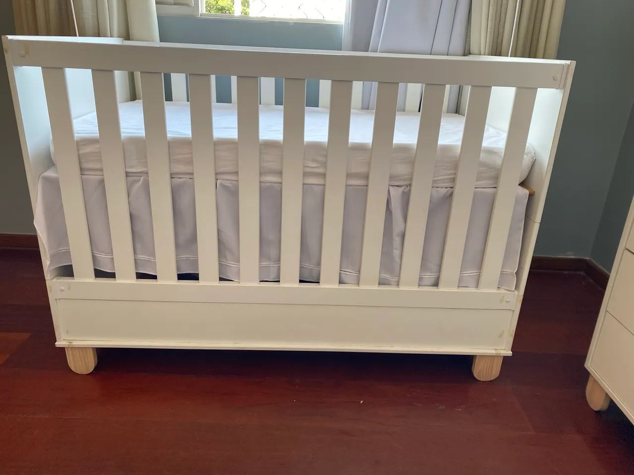 Berço infantil branco
