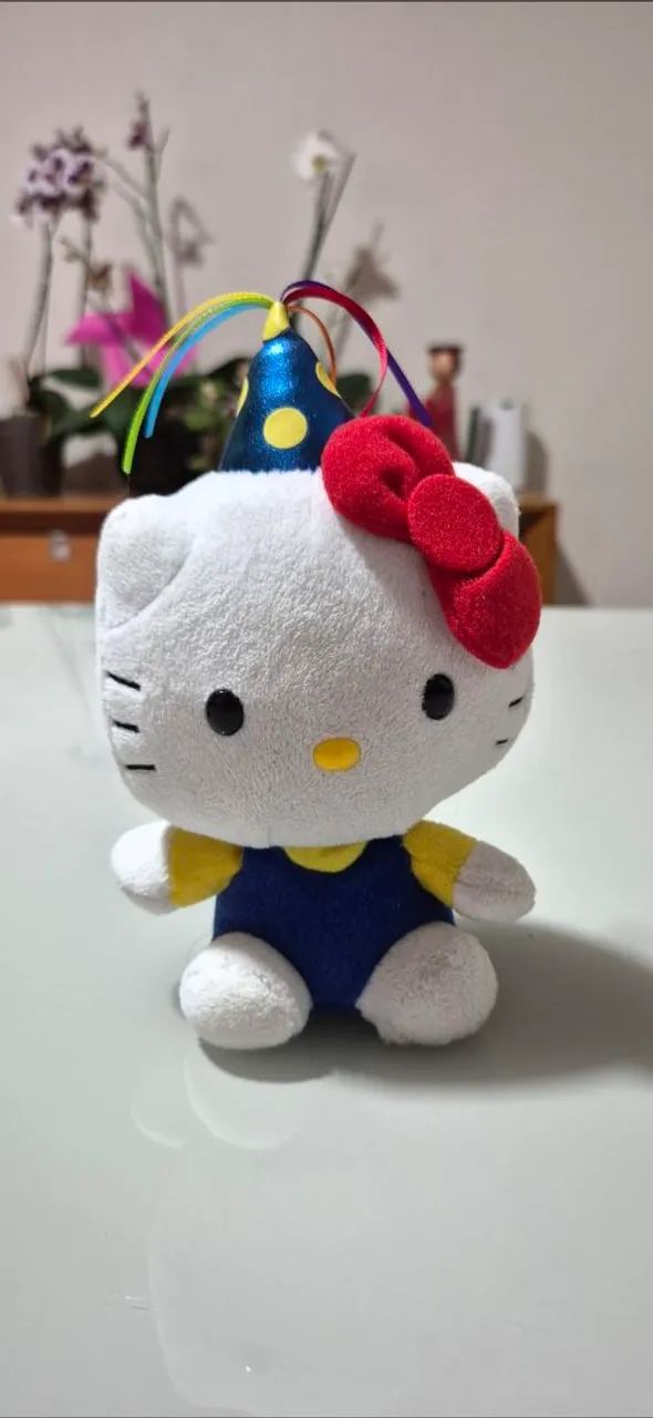 Pelúcia Hello Kitty 
