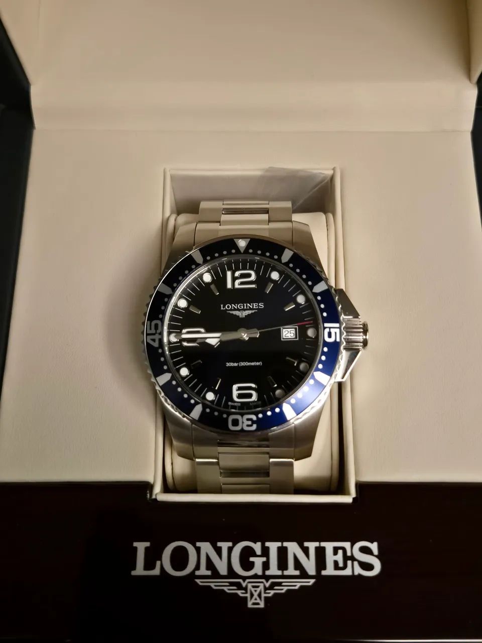 Longines HydroConquest Quartz 44 mm
