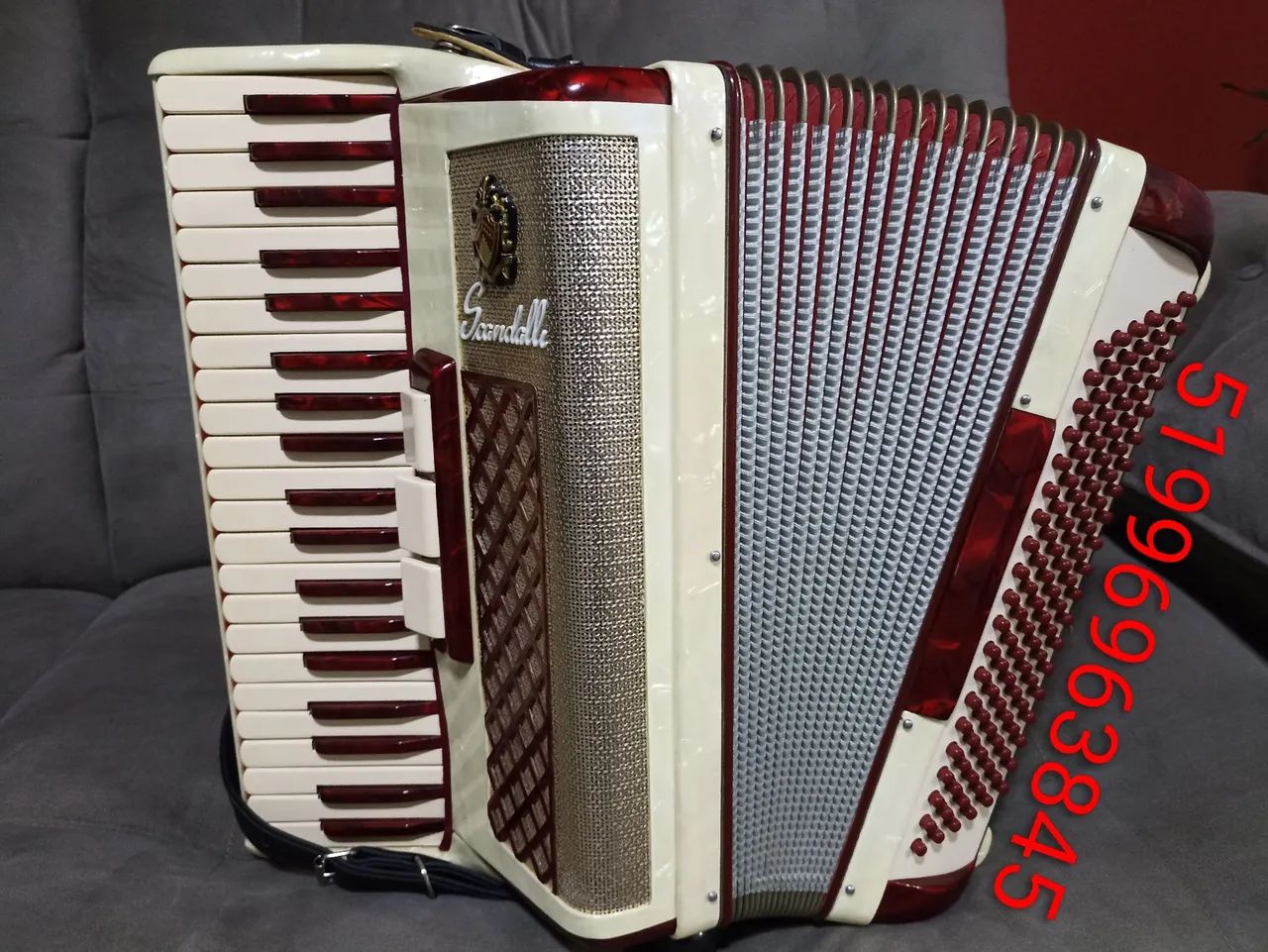 Acordeon scandalli 120 bx