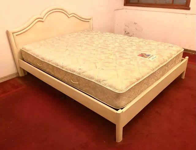 Cama king com cabeceira + Colchão Sealy - Foto 4