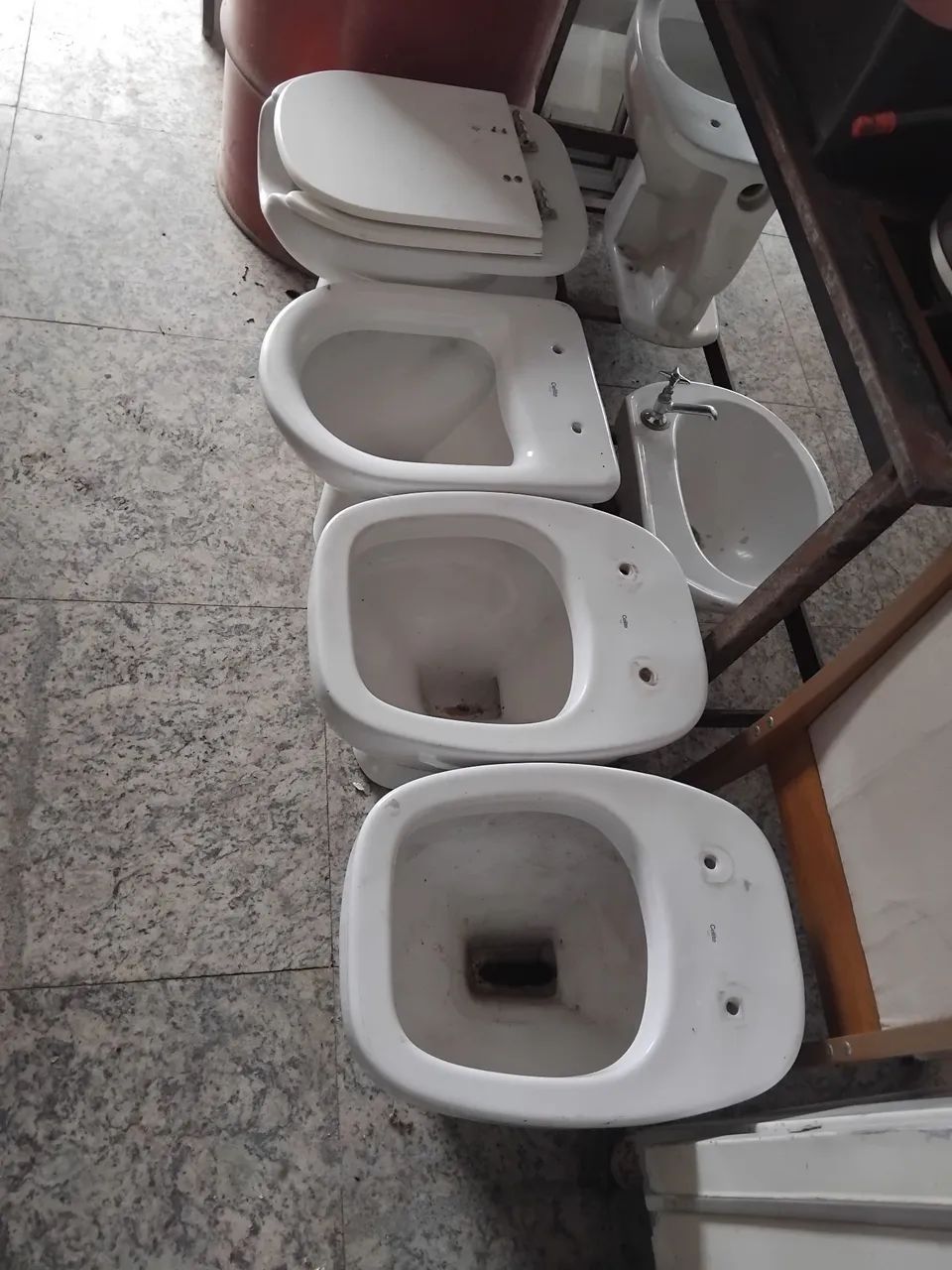 Vasos sanitário comuns  - Foto 2