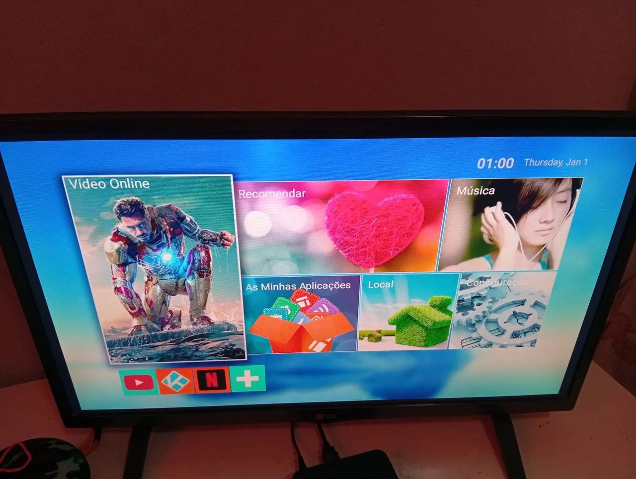 Vendo Tv LG 28 polegadas 