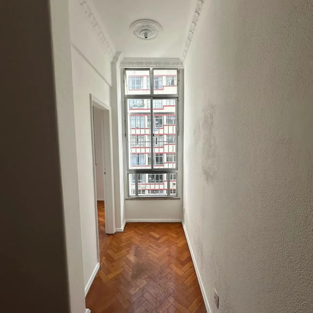 Apartamento amplo e em bom estado. - Foto 2