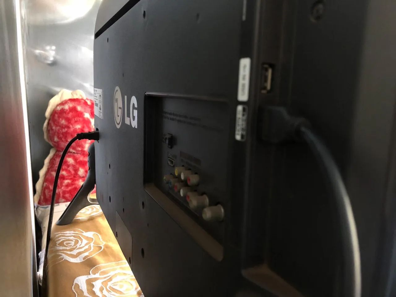 TV LG 32 polegadas não é smart