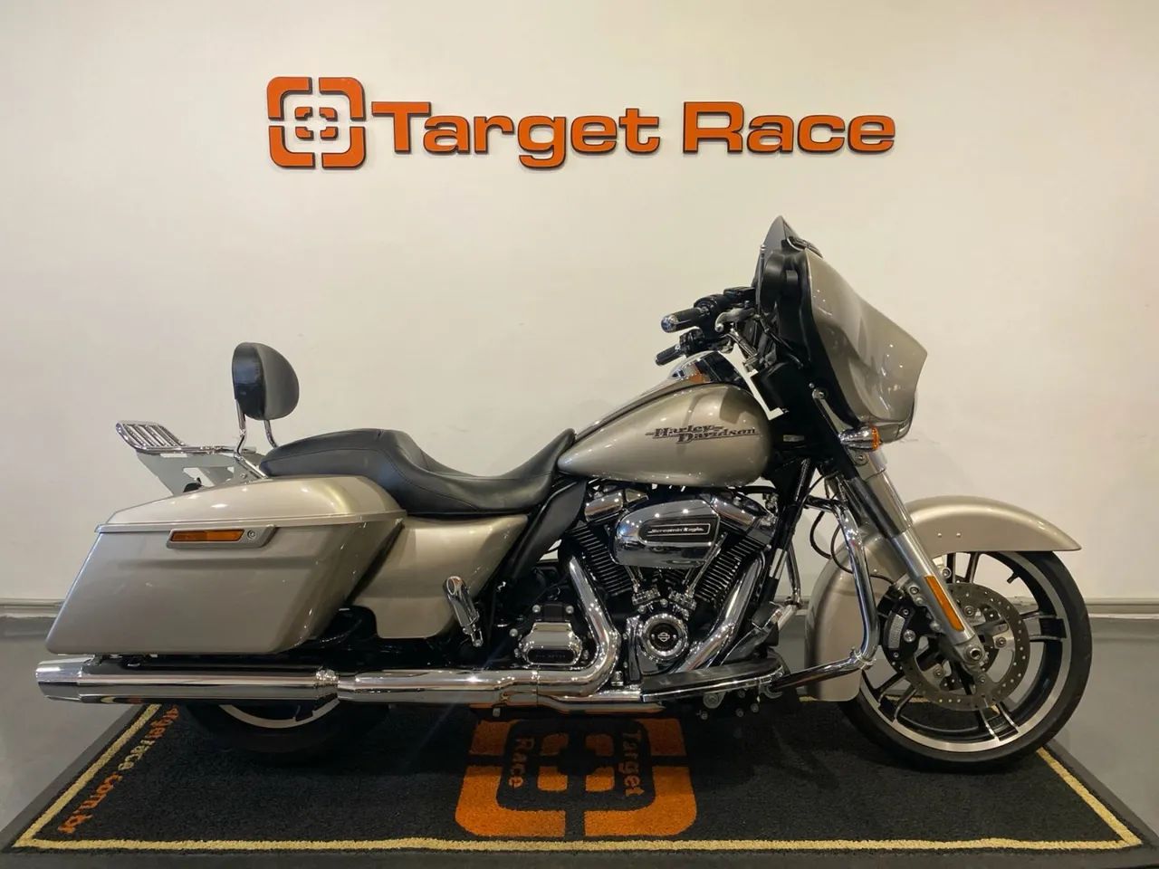 Harley-Davidson Street Glide Custom