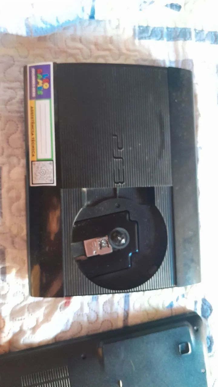 Ps3 (com defeito pequeno) - Foto 2