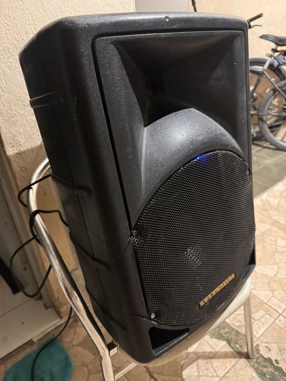 Caixa ativa JBL Selenium 400rms - Foto 4