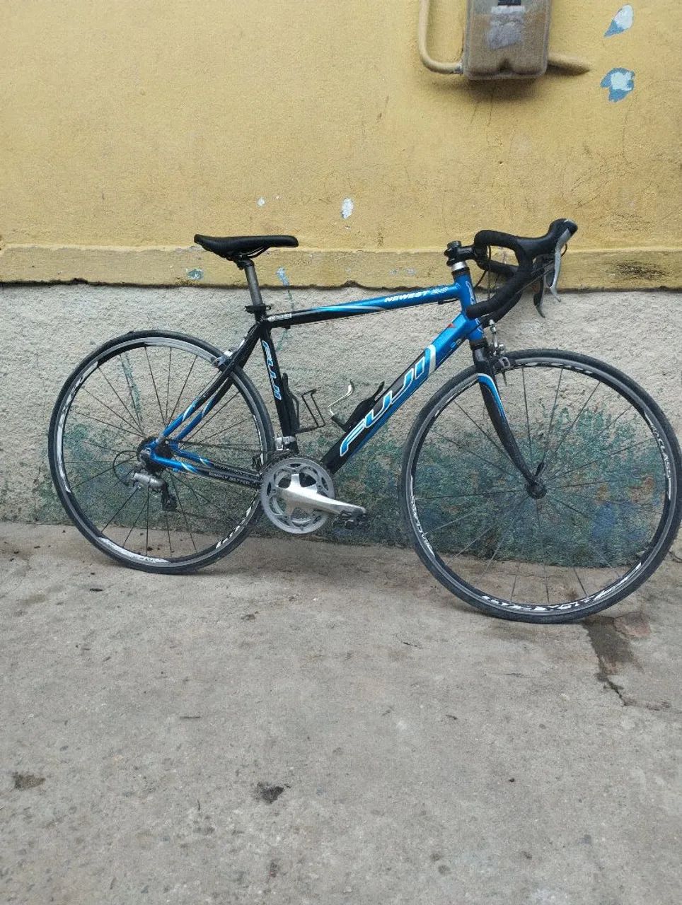 Speed fuji road bike - Foto 2