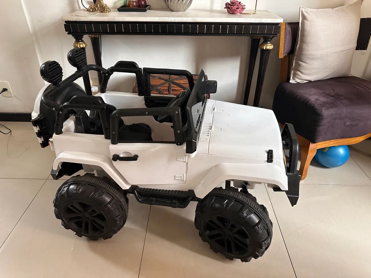 Mini carro elétrico Jipe branco  - Foto 5