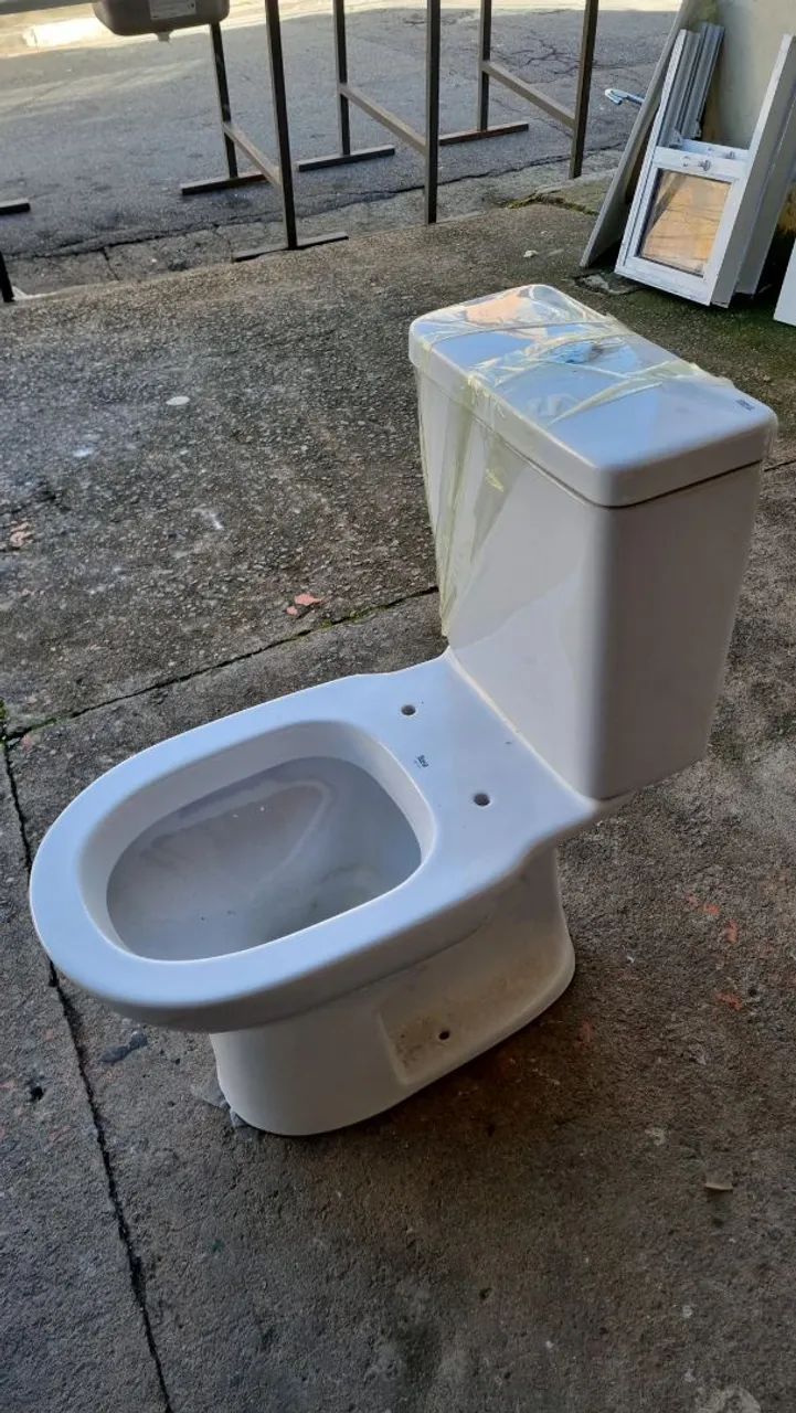 Vaso sanitário Roca  - Foto 5