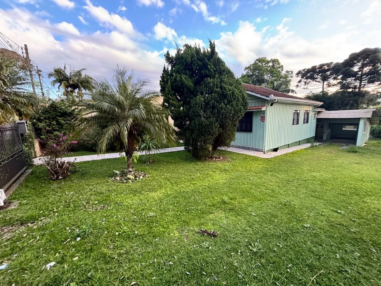 Vendo terreno 1300m2 com Casa construída  - Foto 4