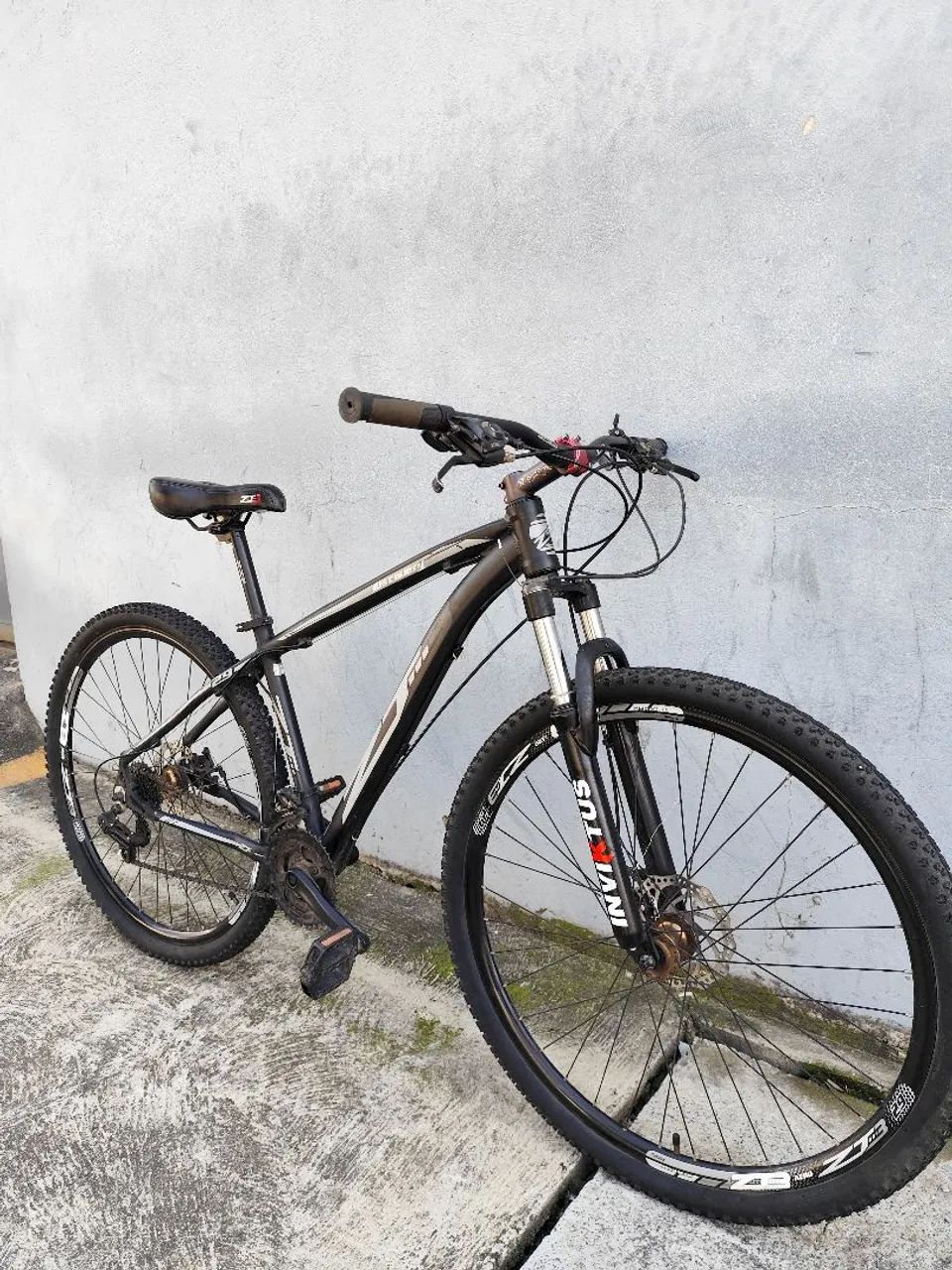 Bicicleta de Montanha ZTM3 Discovery, Roda 29"