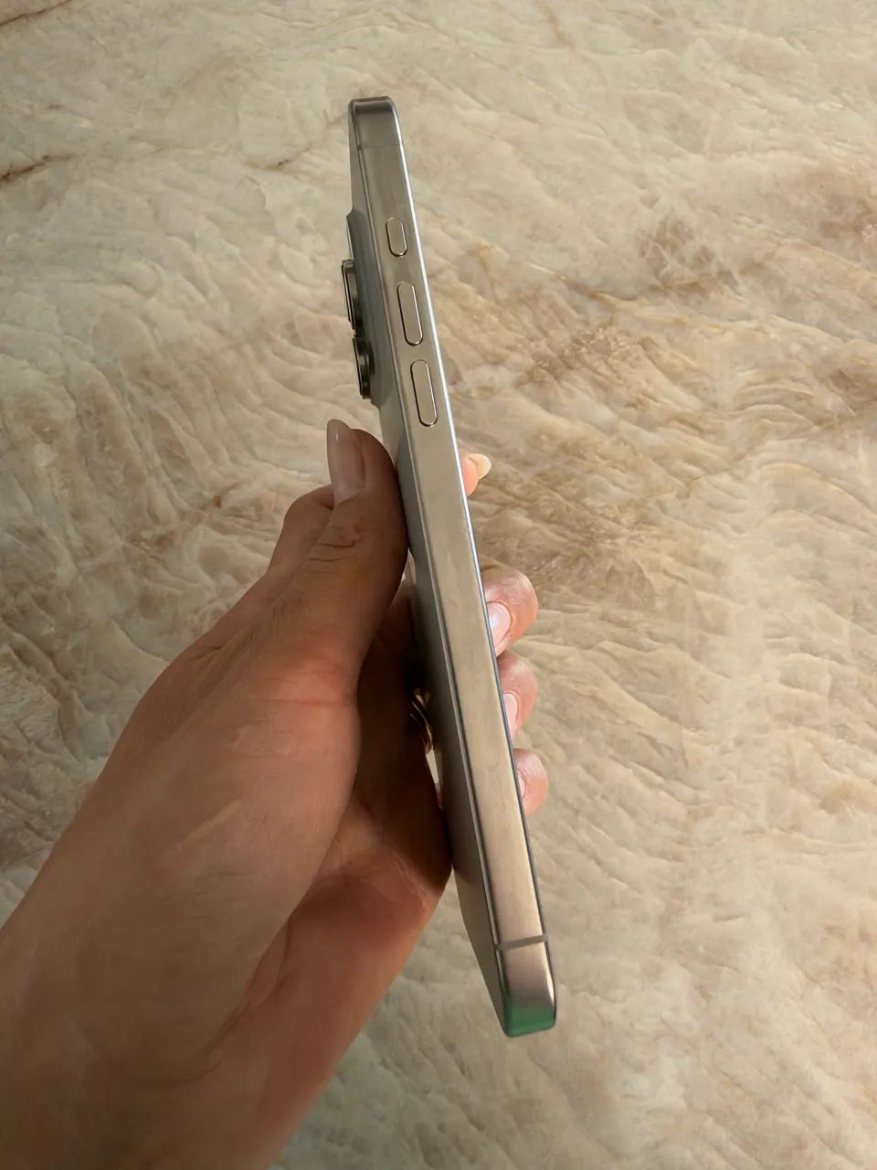 iPhone 16 pro max excelente estado - Foto 5