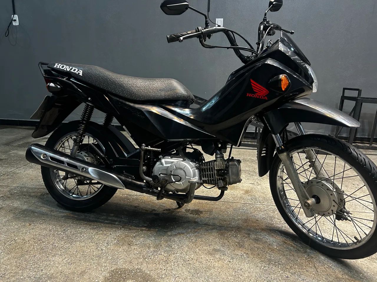 Moto pop preta ano/2020 - Foto 2