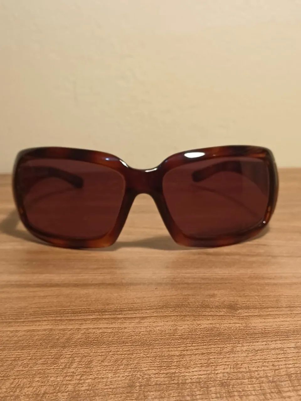 Óculos de sol NK Eyewear - Modelo tartaruga