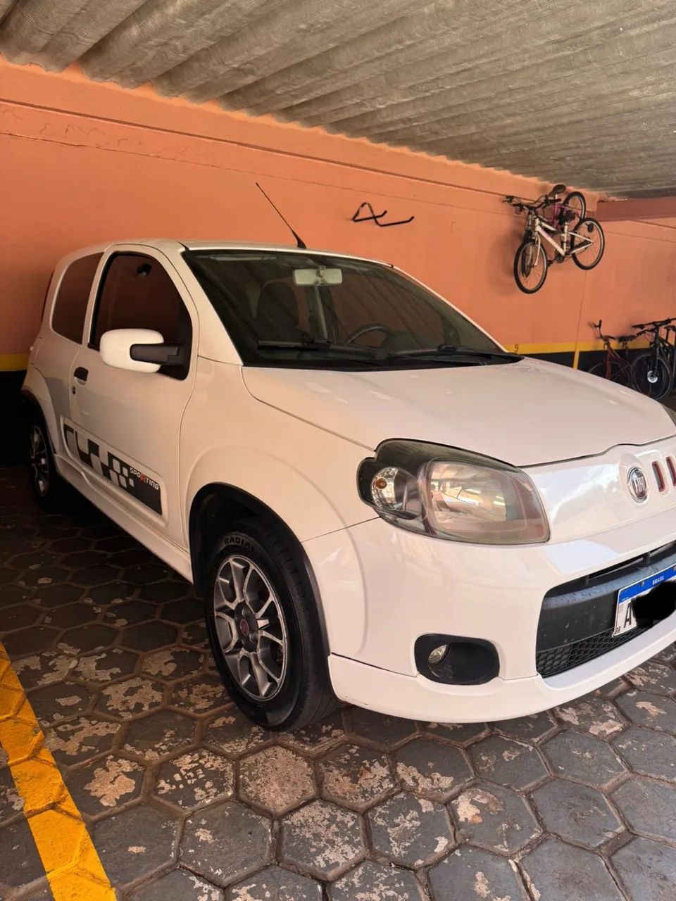 Fiat Uno Sporting 1.4 EVO Fire Flex 8V 2P 2012 - Foto 5
