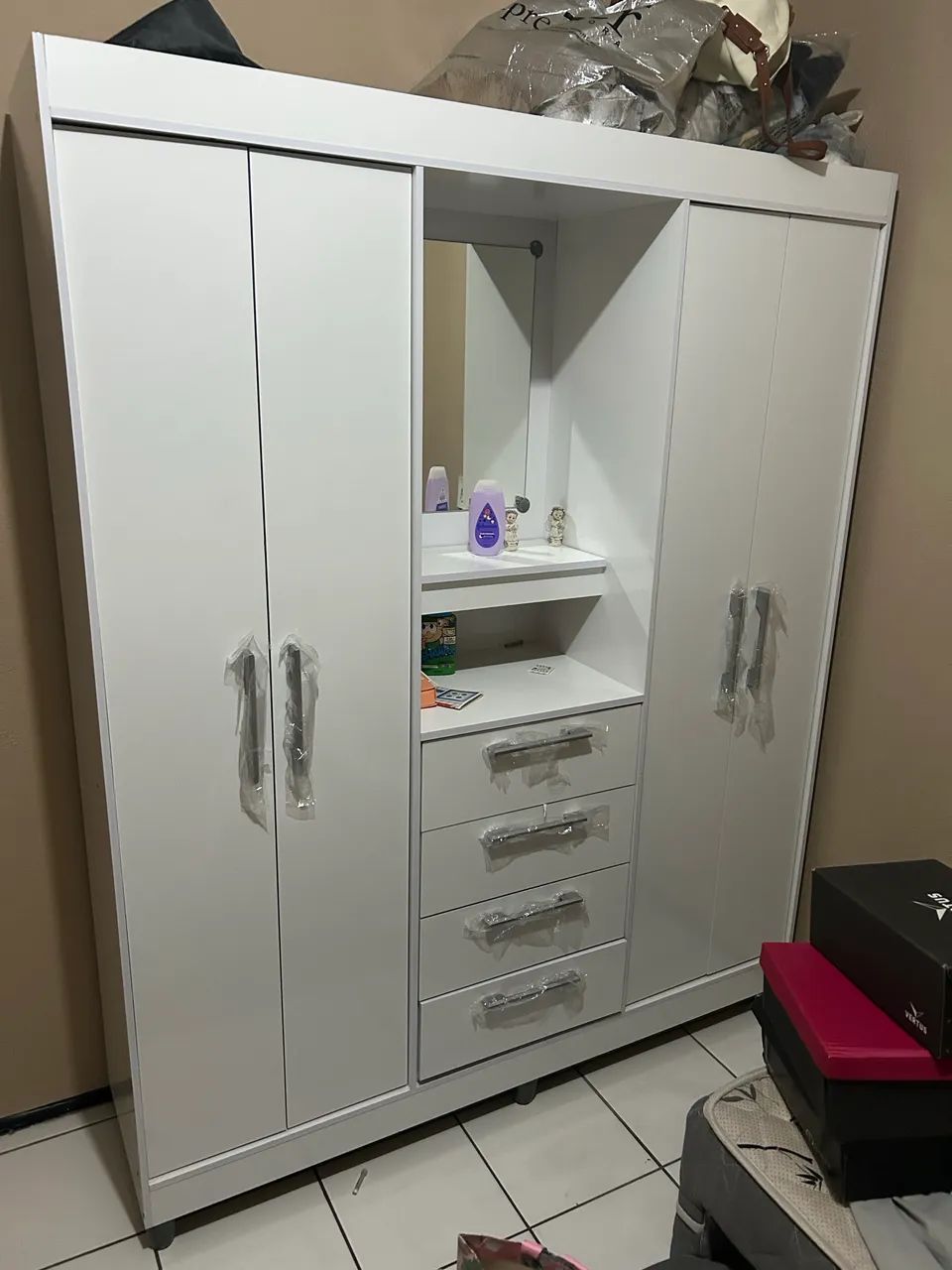 Guarda roupa solteirão usado 2 meses somente! - Foto 2