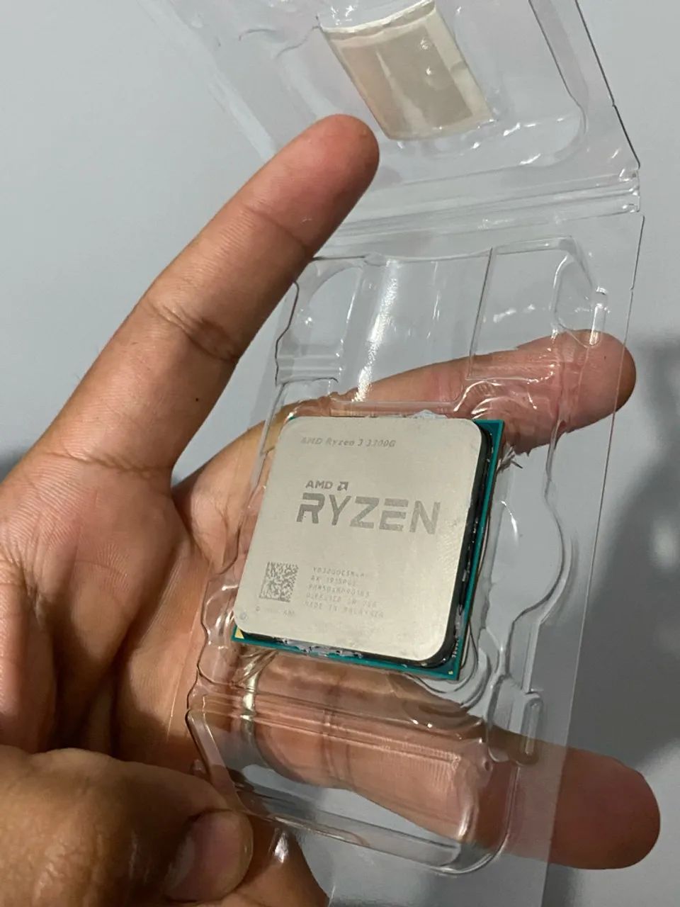 Processador AMD Ryzen 3 3200g - Foto 3