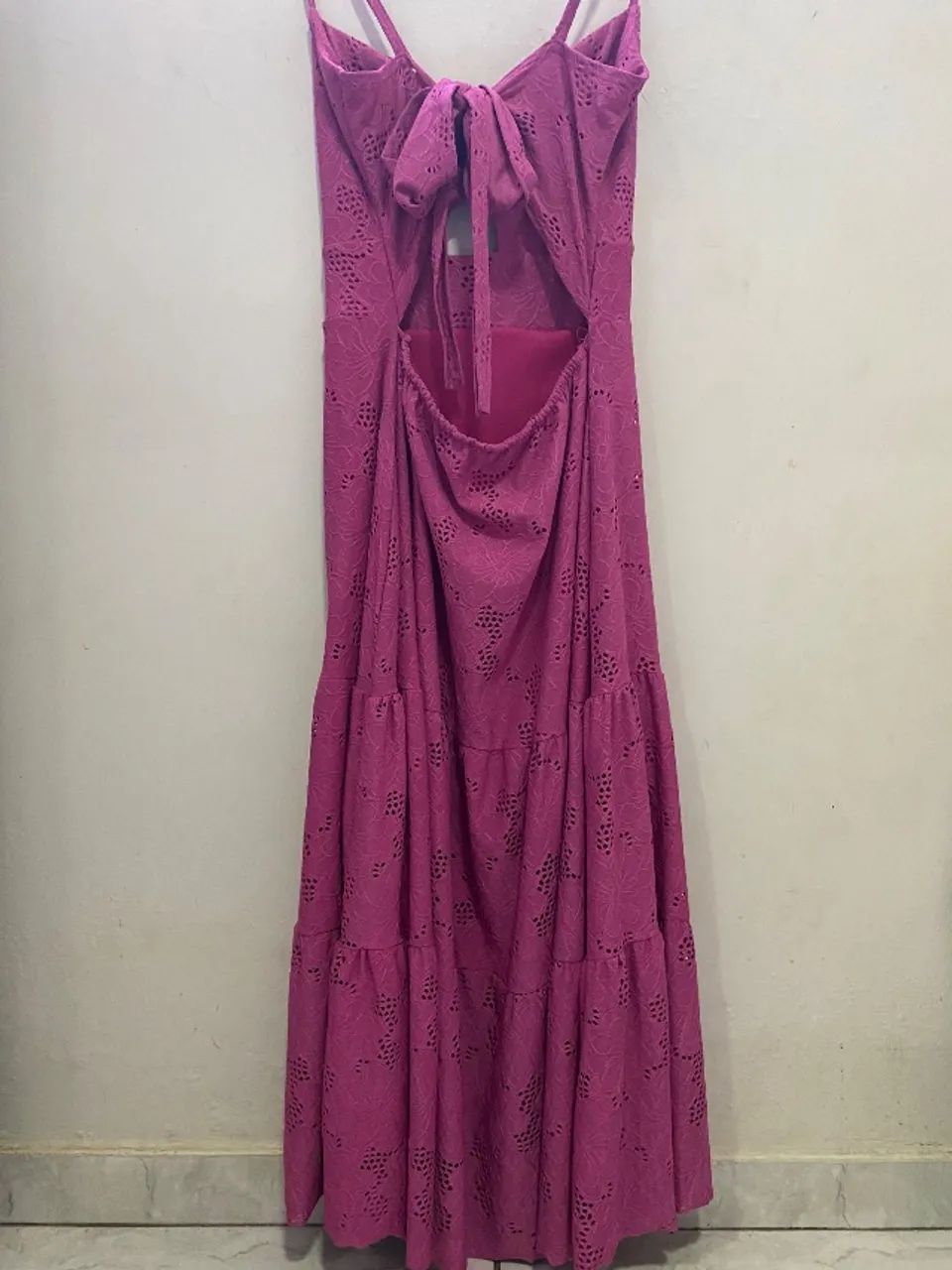 Vestido rosa de renda - Foto 2