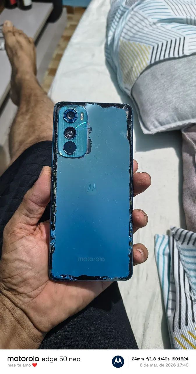 Vendo Celular moto edger 30 pfv ler a descrição  - Foto 6