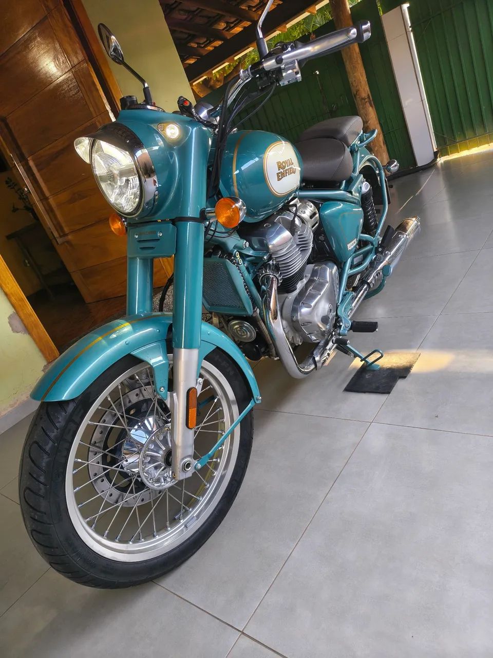 Classic 650 zerada - Foto 3