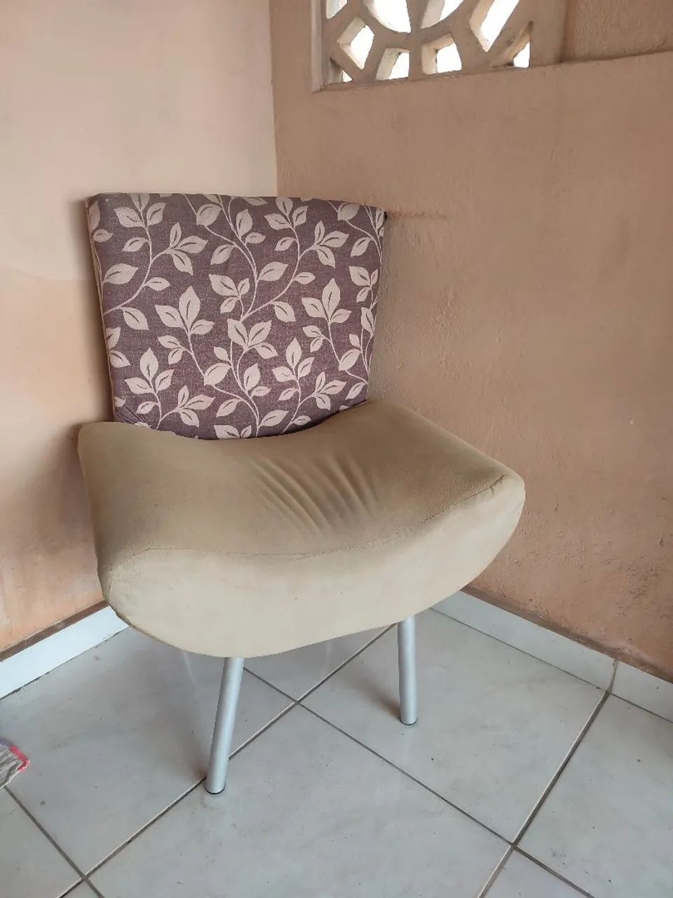 Conjunto de Poltronas estofadas