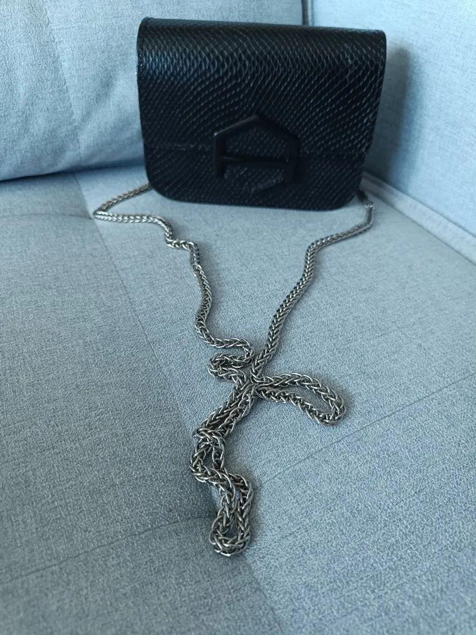Bolsa Arezzo original couro legítimo em excelente estado  - Foto 4