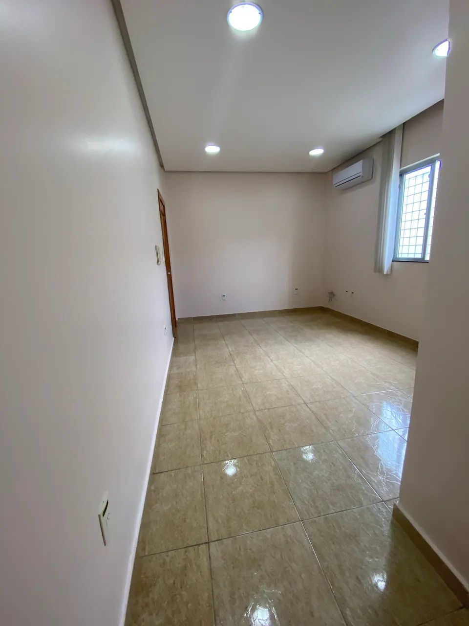 Ampla sala comercial - Foto 2