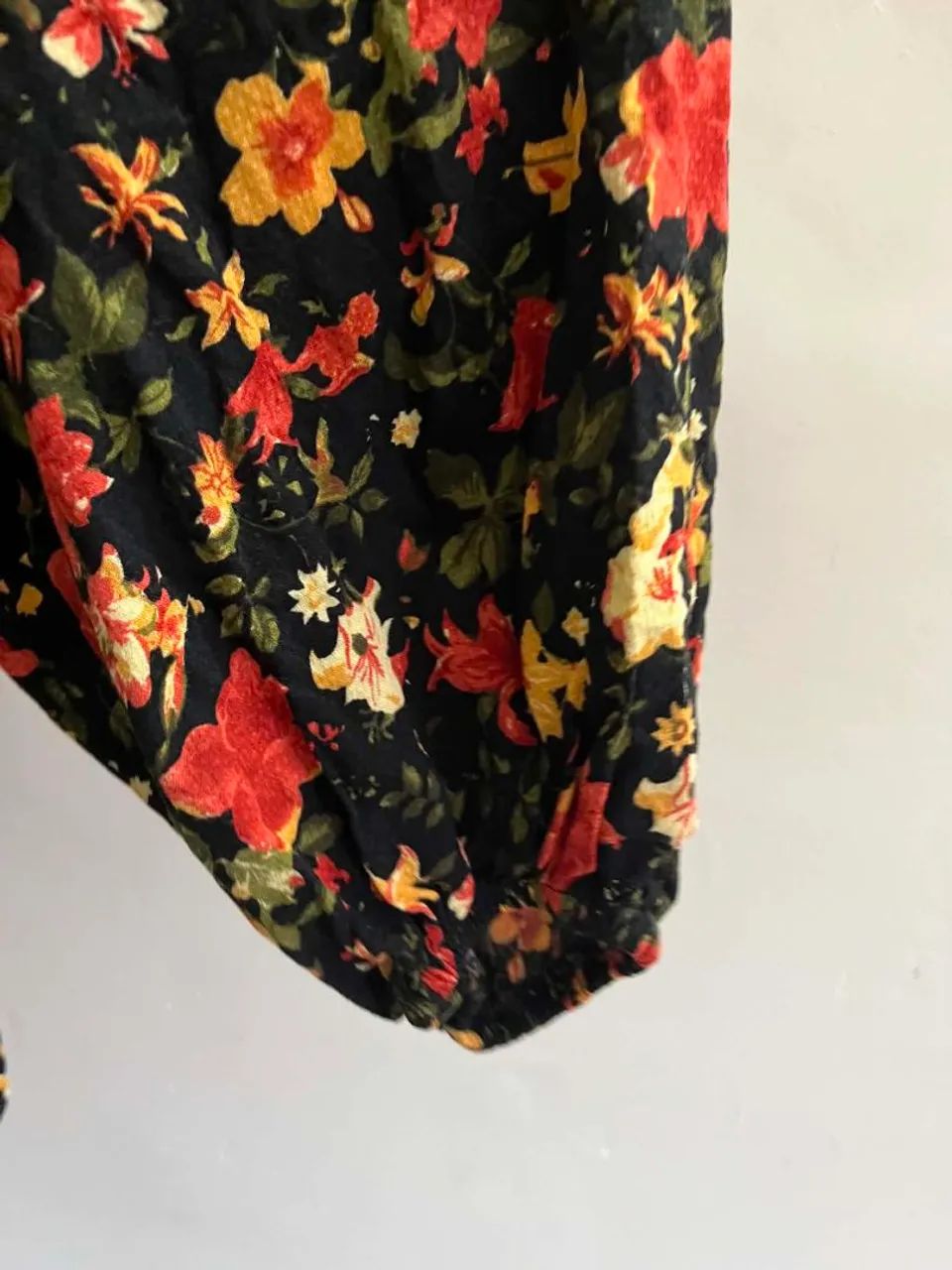 Macaquinho estampado floral -M- NOVO - Foto 3