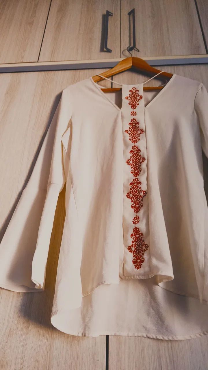 Blusa tipo bata com mangas 40 - Foto 2