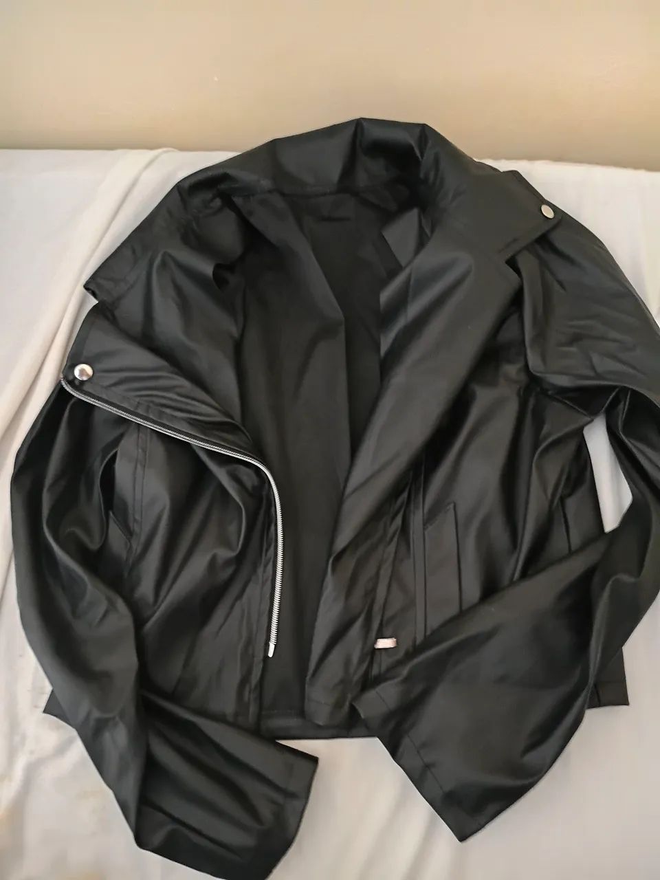 SHORT E JAQUETA DE COURO - Foto 2