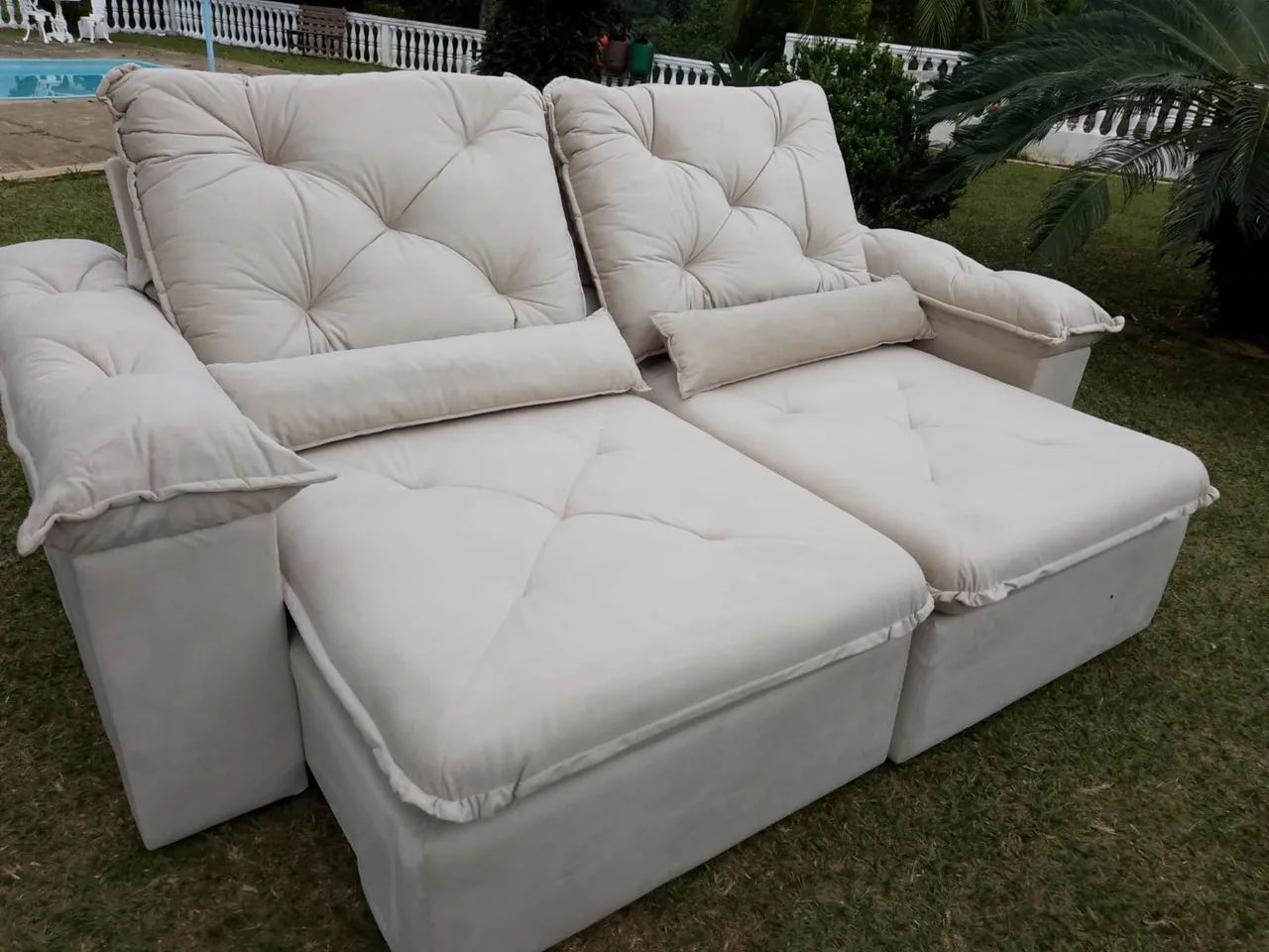 Sofa retratil bege claro luxo 2,30m !! - Foto 5