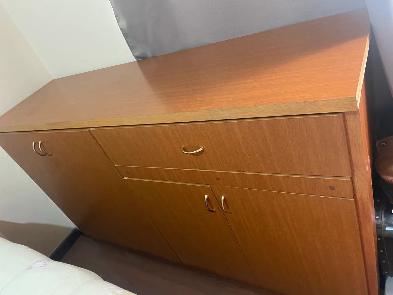 Cômoda com escrivaninha - Qualidade Excelente!