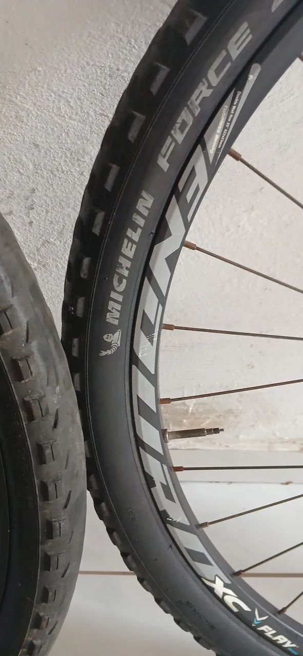 Rodagens com k7 .cubos rolamento. Pneus Pirelli - Foto 6