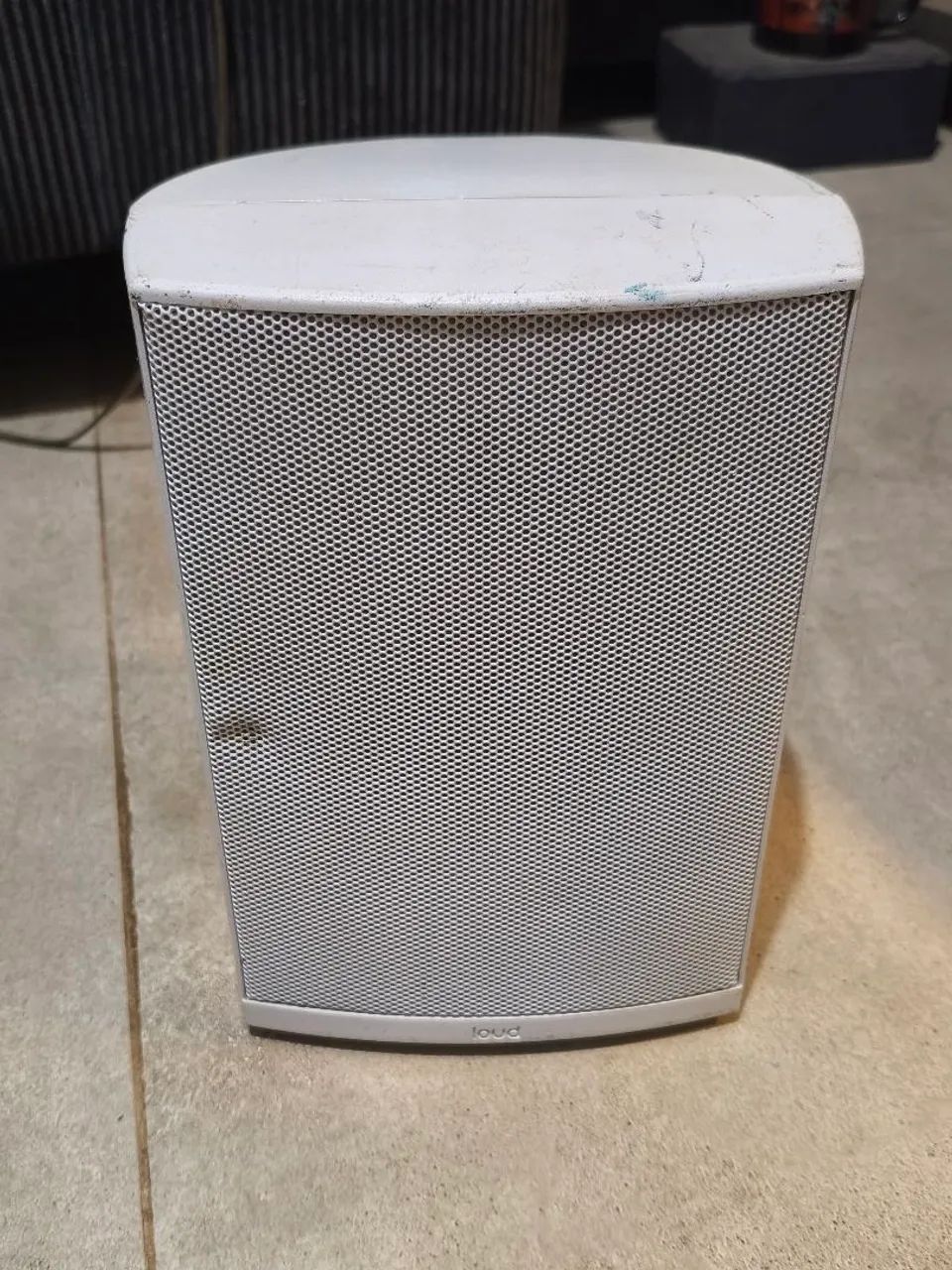 Caixa de som Loud LB 5 com defeito - som baixo