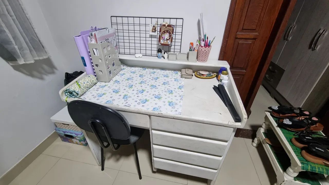 escrivaninha vintage antiga