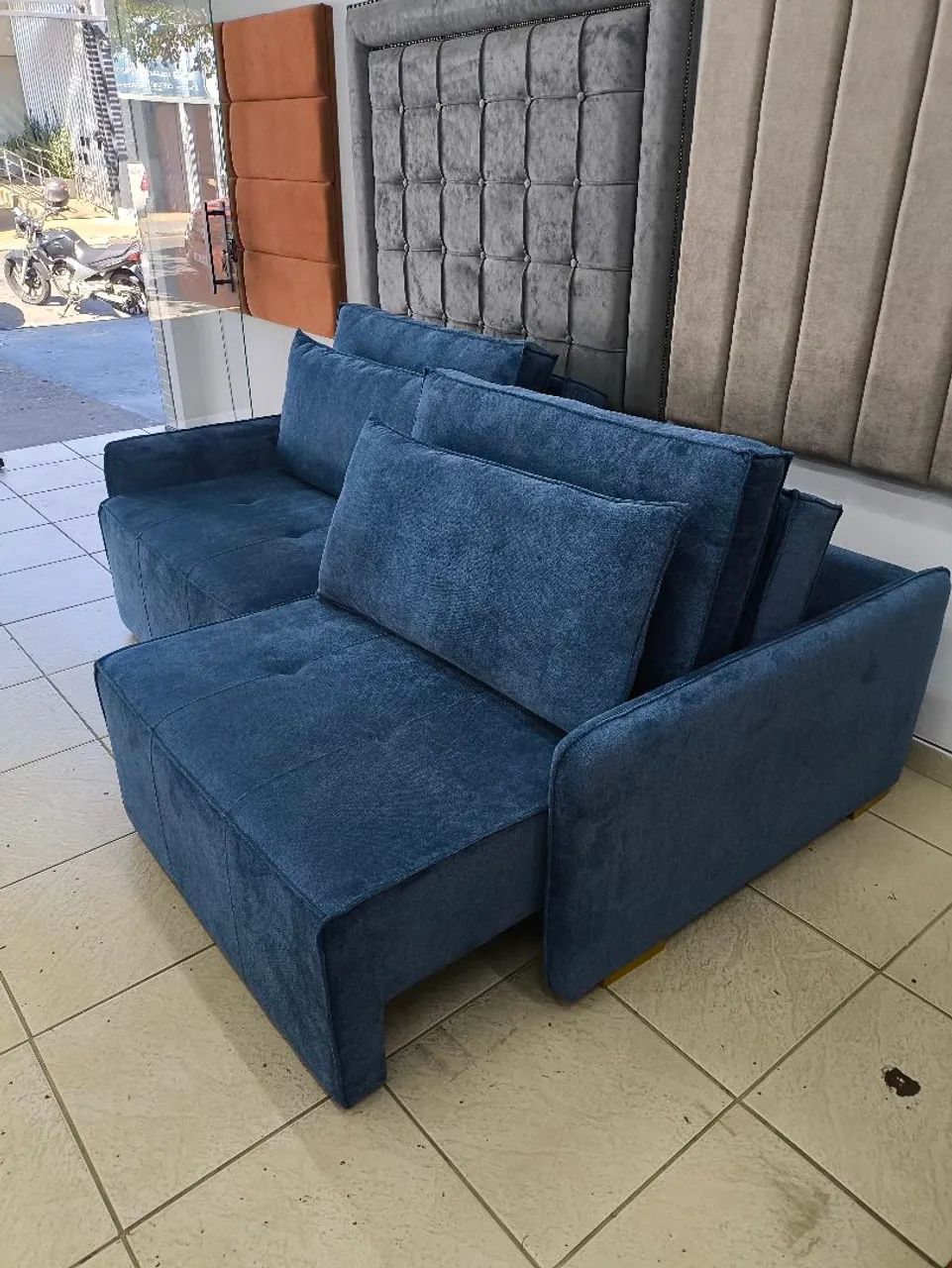 Sofá Retrátil Sem Caixa - Conforto, Qualidade e Design Moderno - Foto 4