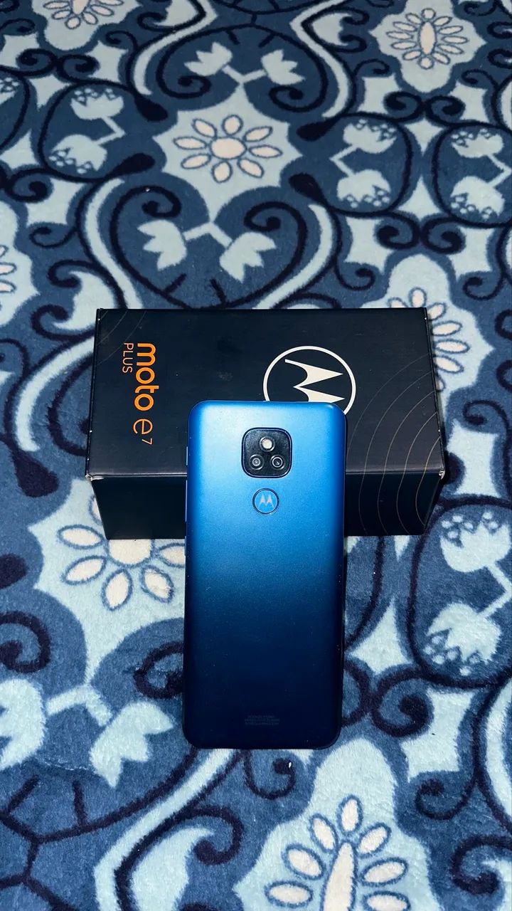 Motorola Moto E7 Plus - 64GB / 4GB RAM (Com Caixa) - Foto 2