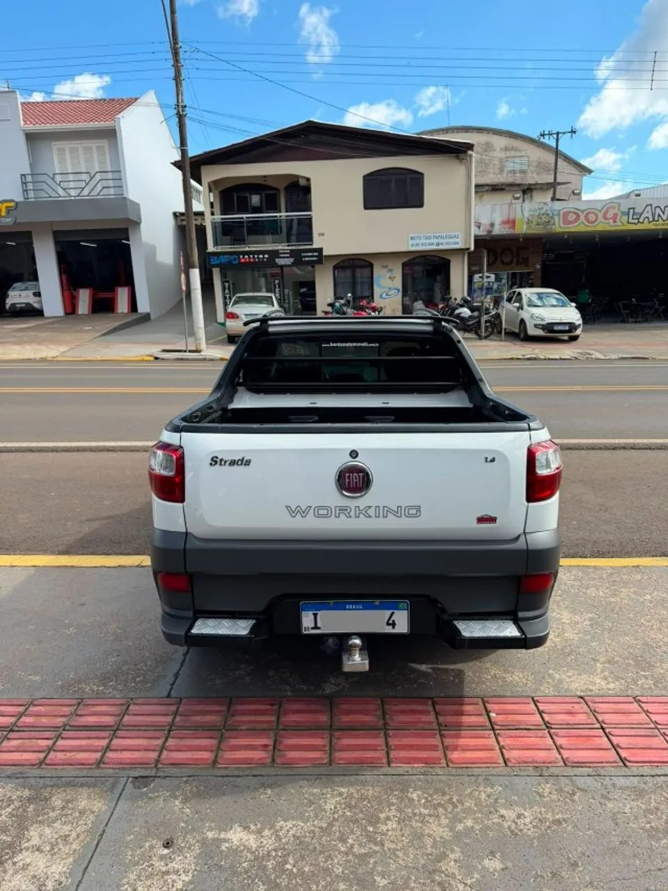 Fiat Strada Working Celeb.1.4 Fire Flex 8V CD 2014 - Foto 2