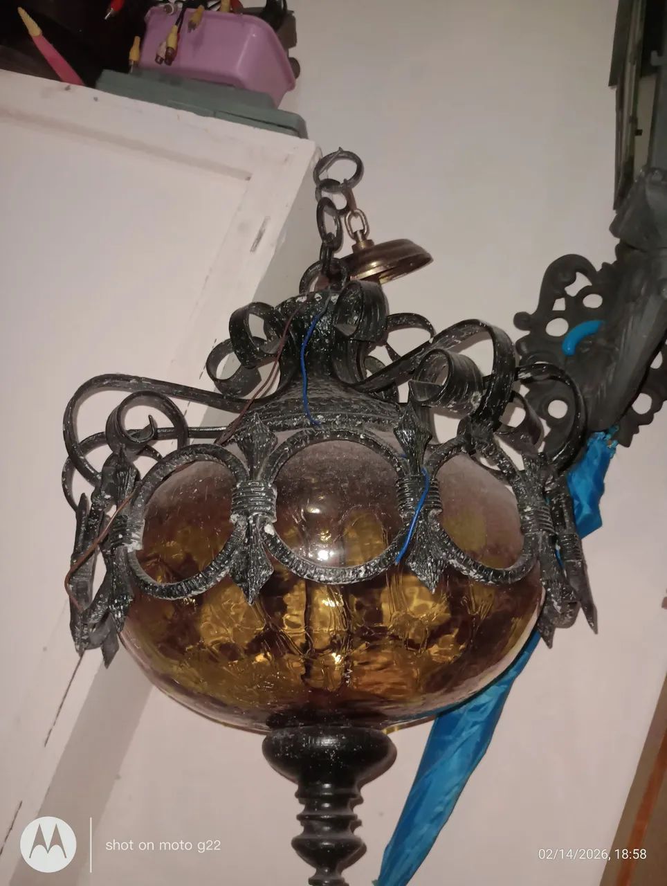 Lustre de alumínio antigo. - Foto 4
