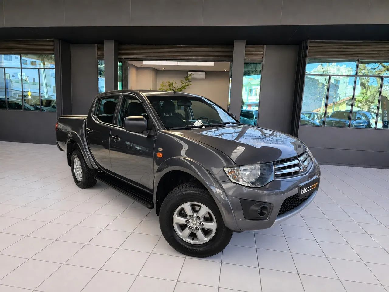 Mitsubishi L200 L200 Triton HLS 2.4 Flex 16V CD Mec. 2016