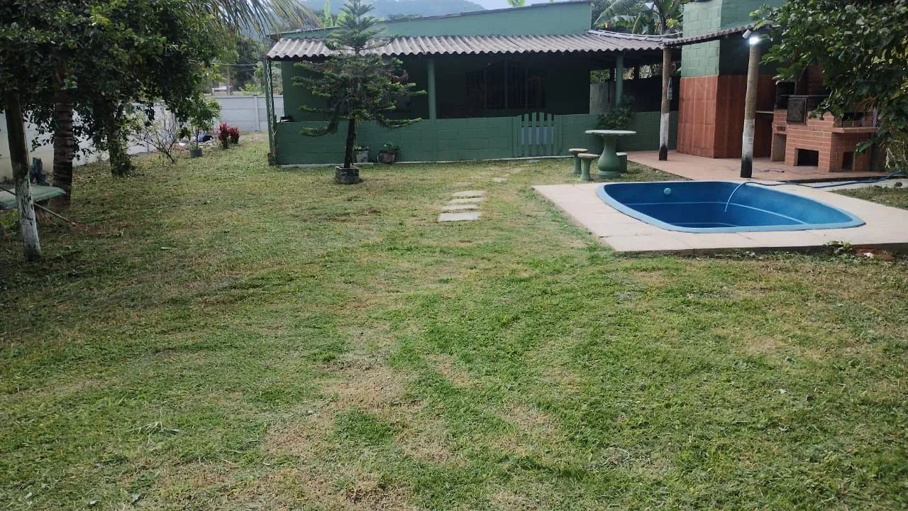 Excelente chácara em Tinguá 